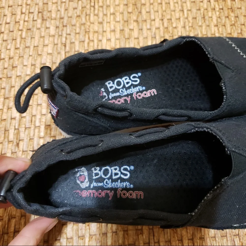 Bobs Skechers Black Canvas Size 7
